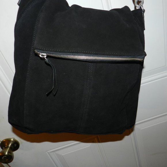 Free People Camilla Convertible Backpack Black NWT!! 🆕💥📦⌚🏃🏻💨⚡🚚 - Picture 7 of 13